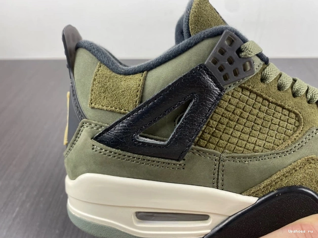 Retro Jordan Medium   SE 4 Craft Olive FB9927-200   0330